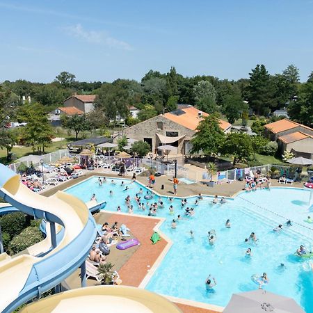Camping Rcn La Ferme Du Latois Coex Exterior photo